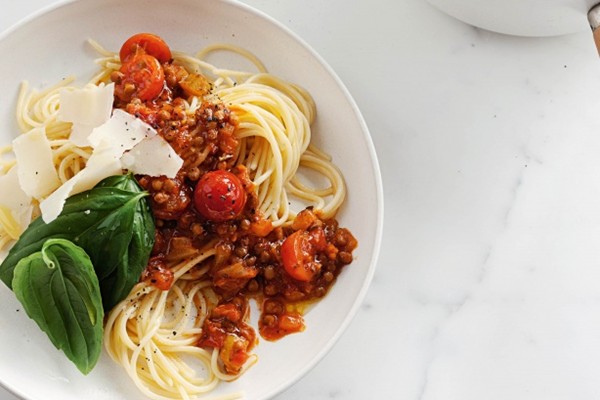 Spaghetti with lentil Bolognese