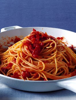 Spaghetti with marinara sauce