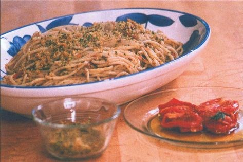 Spaghetti with oven-dried tomatoes and bottarga
