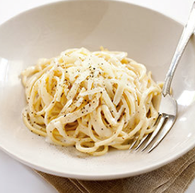 Spaghetti with pecorino Romano and black pepper (Cacio e pepe)