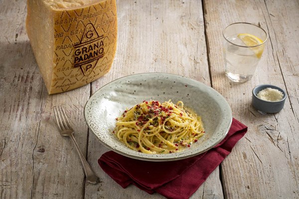Spaghetti with pink peppercorns, lemon & Grana Padano Riserva 