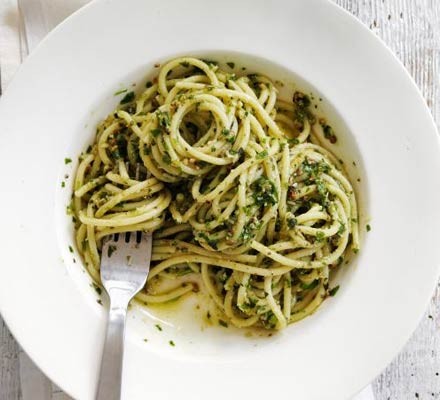 Spaghetti with quick watercress, spinach and rocket pesto