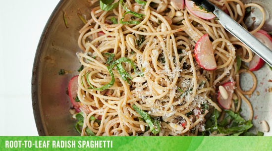 Spaghetti with root-to-leaf radish