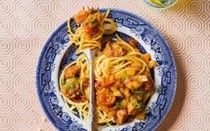 Spaghetti with spiced sausage and fennel sauce