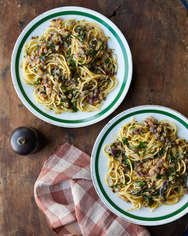 Spaghetti with tinned sardines, chilli and lemon
