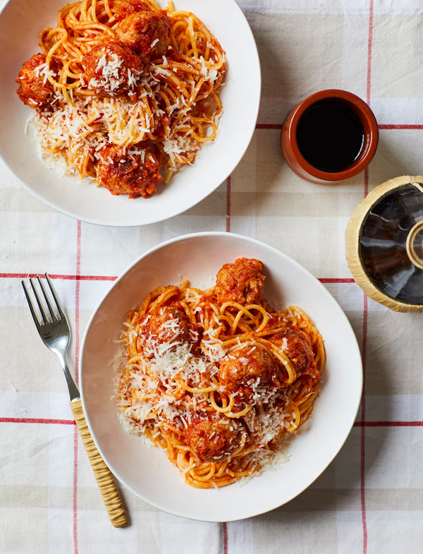 Spaghetti with tomato sauce and meatballs