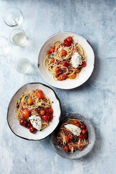 Spaghettini with burst cherry tomatoes & basil