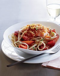 Spaghettini with shrimp, tomatoes and chile crumbs
