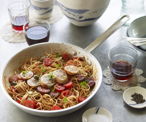Spaghettini with stuffed squid cooked risotto-style (Spaghettini risottati con calamari ripieni)