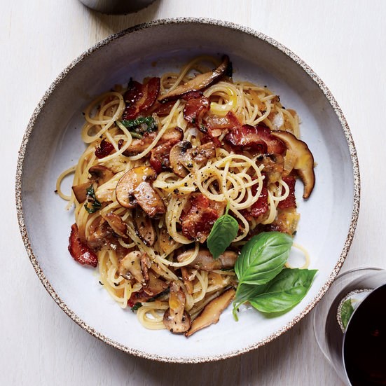 Spaghettini with warm bacon-mushroom vinaigrette
