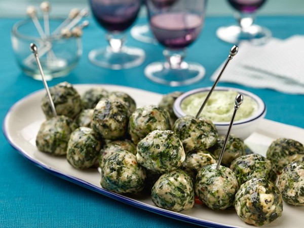 Spanakopita chicken meatballs with spicy cucumber yogurt sauce
