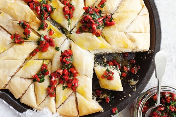 Spanakopita star with capsicum salsa