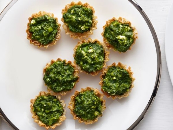 Spanakopita tartlets