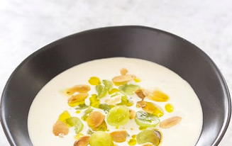 Spanish chilled almond and garlic soup