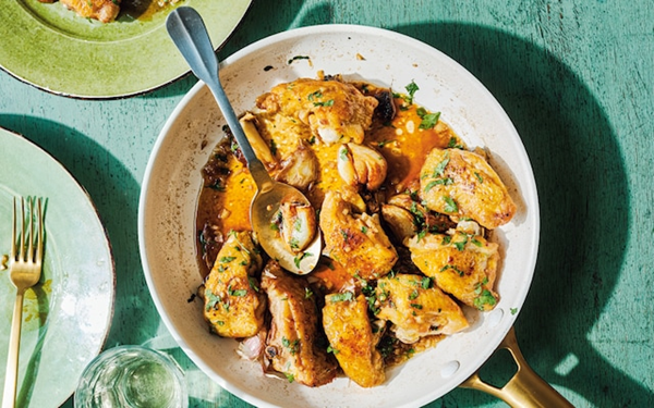 Spanish garlic chicken (Pollo al ajillo)