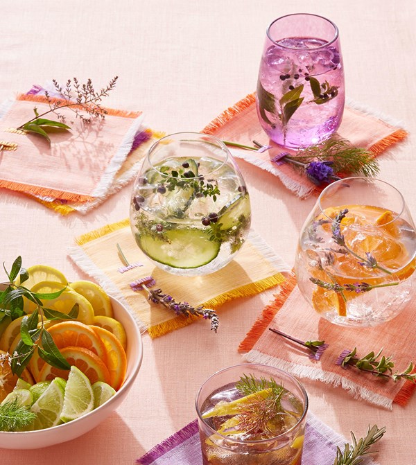 Spanish gin tonic