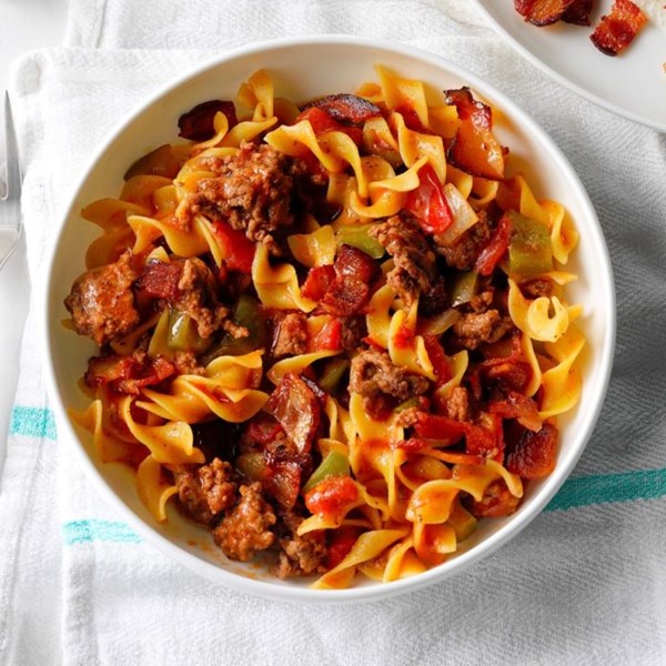 Spanish noodles & ground beef 