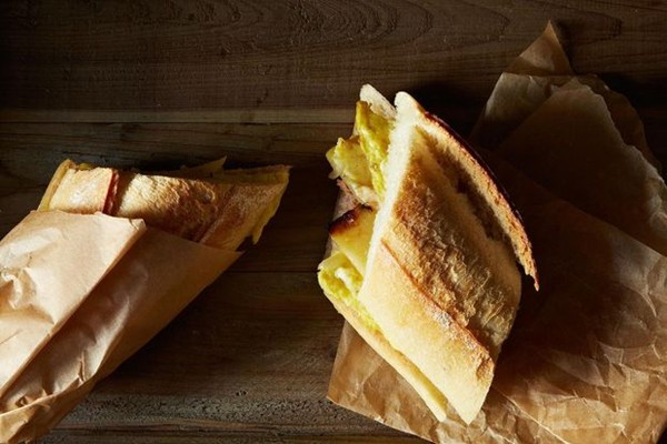 Spanish omelet sandwich to go (Bocadillo el camino)