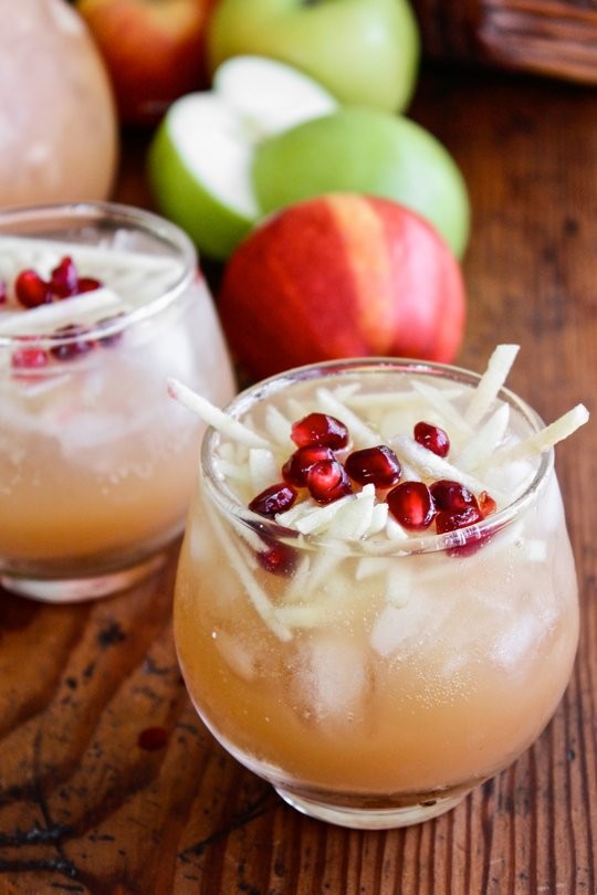 Sparkling apple cider sangria