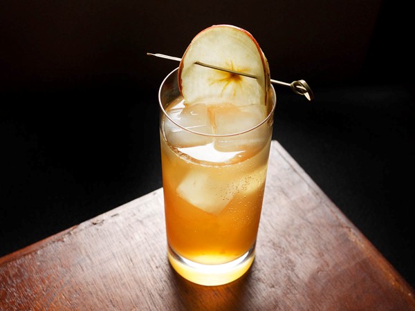 Sparkling apple sherry cocktail