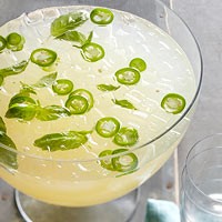 Sparkling basil lemonade