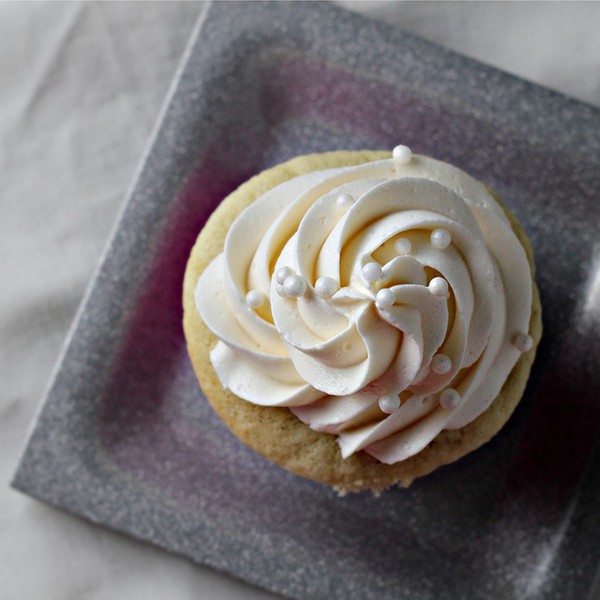 Sparkling champagne cupcakes