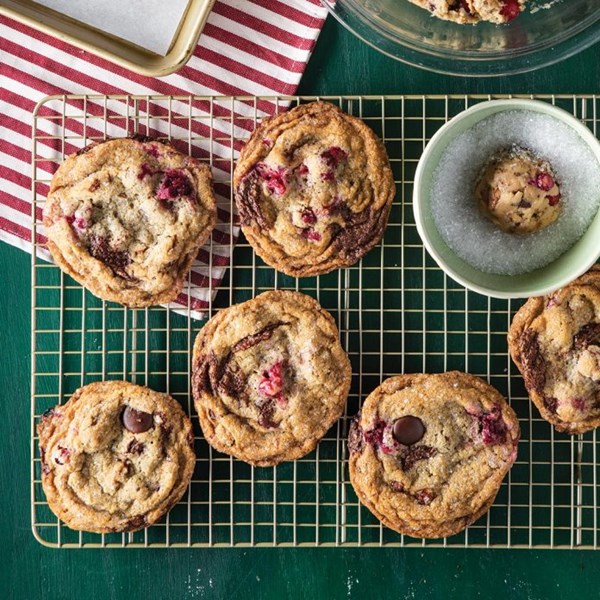Sparkling cranberry-chocolate chip cookies