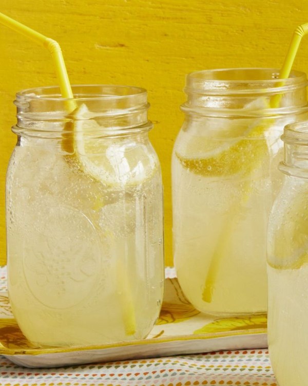 Sparkling ginger lemonade