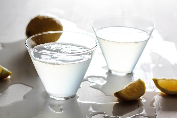 Sparkling lemon drop
