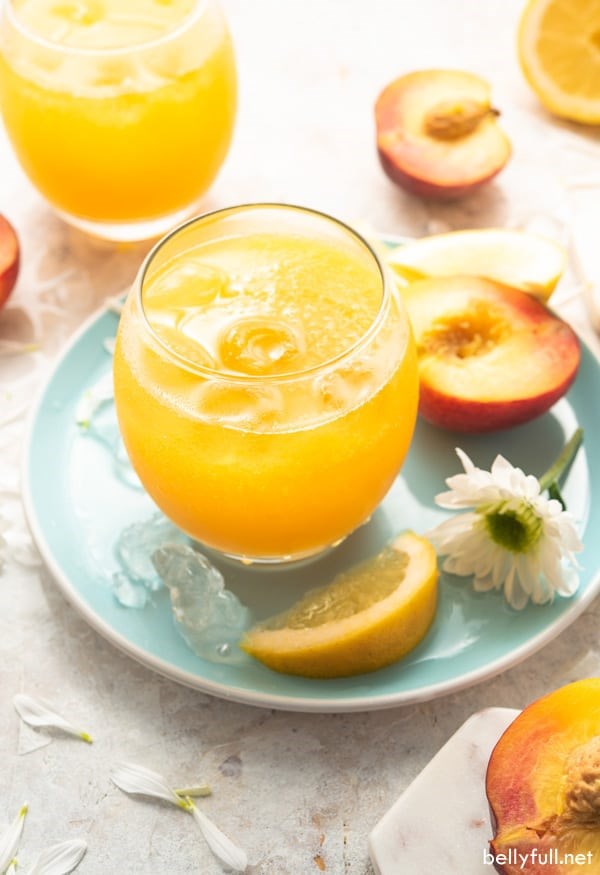 Sparkling peach lemonade cooler