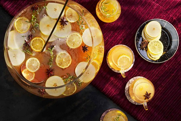 Sparkling pear punch