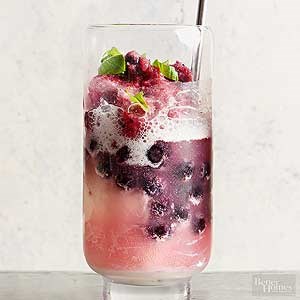 Sparkling rosé blueberry floats