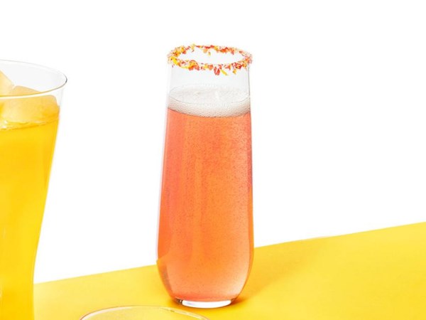 Sparkling rosé lemonade