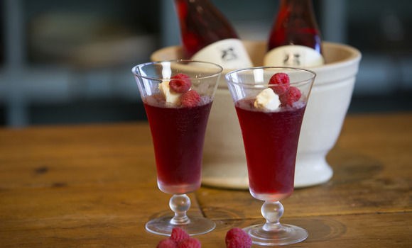 Sparkling ruby jelly with raspberries & crème fraiche
