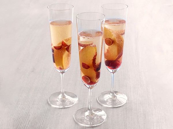 Sparkling sangria