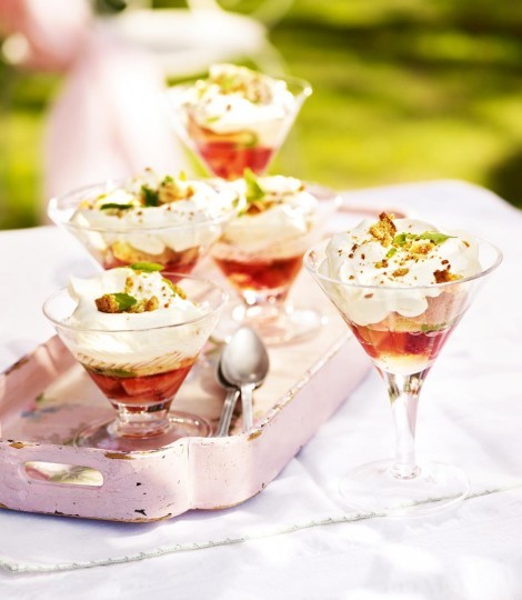 Sparkling strawberry trifles