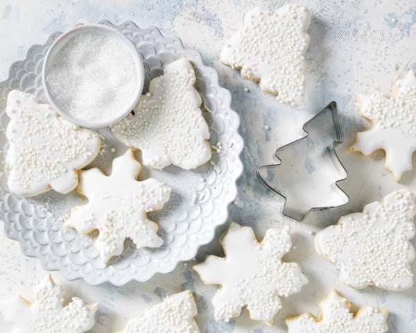 Sparkling wine royal icing