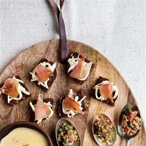 Speck with apple remoulade on pumpernickel squares 