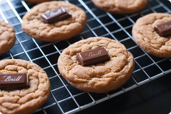 Speculoos & chocolate button cookies