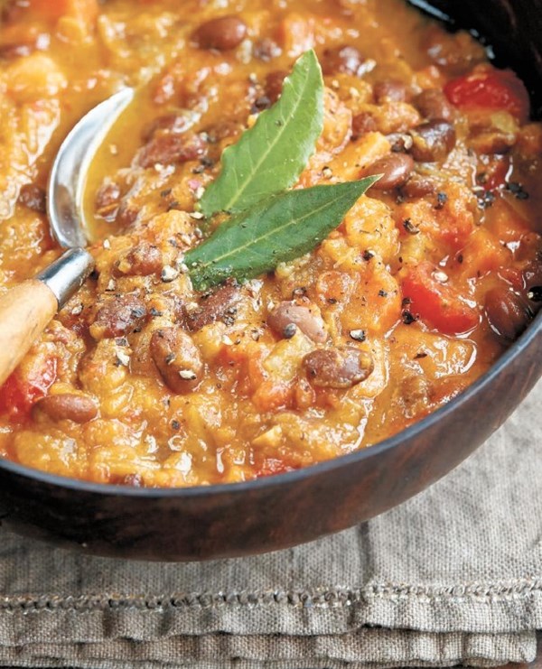 Speedy bean chili