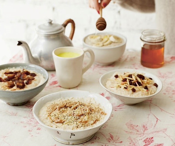 Speedy porridge: cinnamon and date