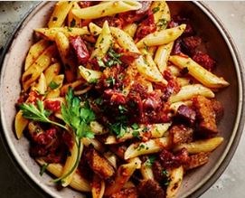 Speedy roasted pepper pasta with crunchy chorizo crumbs