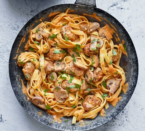 Speedy sausage Stroganoff tagliatelle