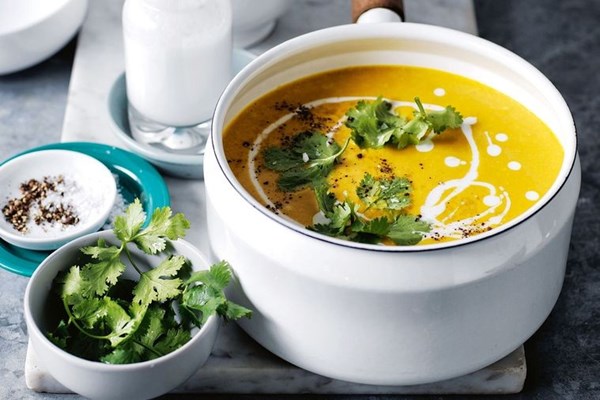 Speedy spiced pumpkin soup