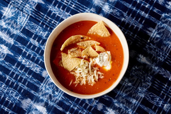 Speedy tortilla chip and tomato soup