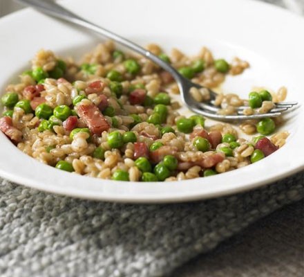 Spelt risotto with pancetta and peas