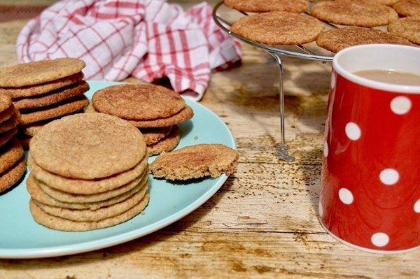 Spelt snickerdoodles