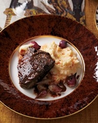 Spice-glazed lamb chops with red wine-coffee pan sauce