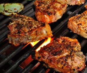 Spice rub-grilled lamb chops with grilled fennel