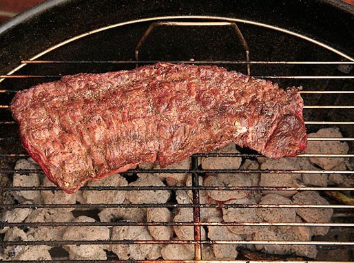 Spice-rubbed grilled flap meat (sirloin tip)